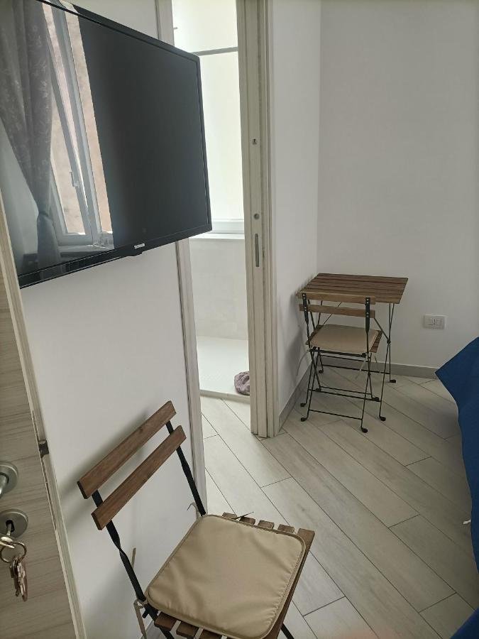 Rooms Add E Criatur Naples Luaran gambar