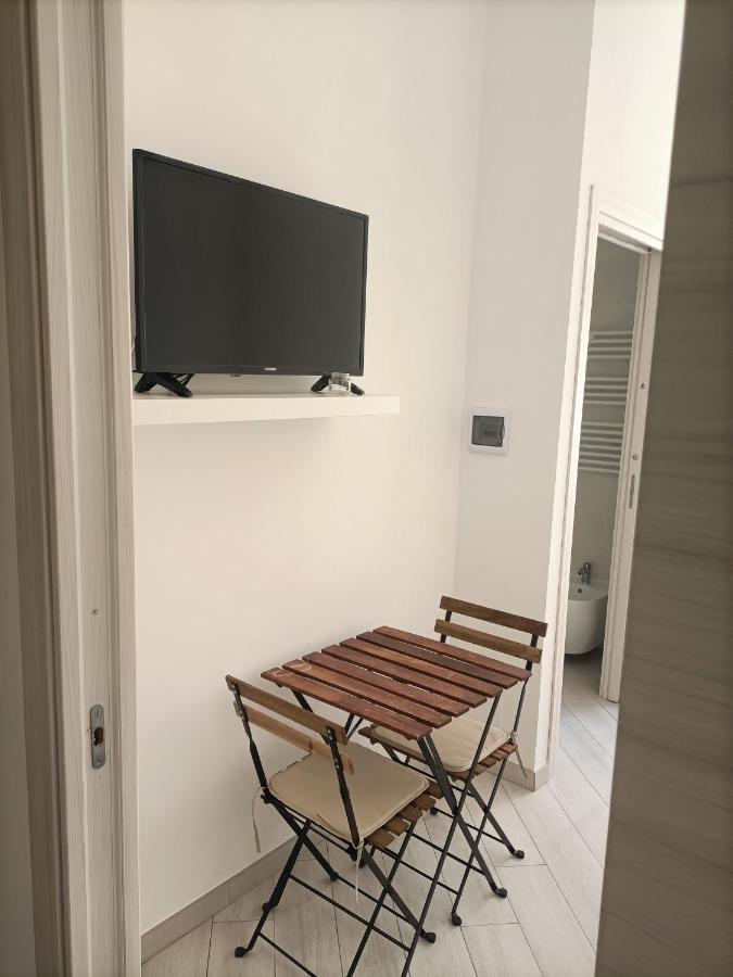 Rooms Add E Criatur Naples Luaran gambar