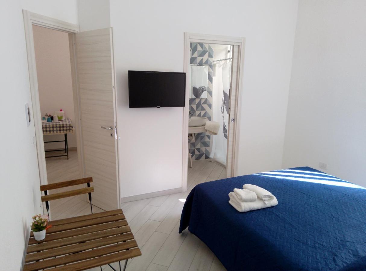 Rooms Add E Criatur Naples Luaran gambar